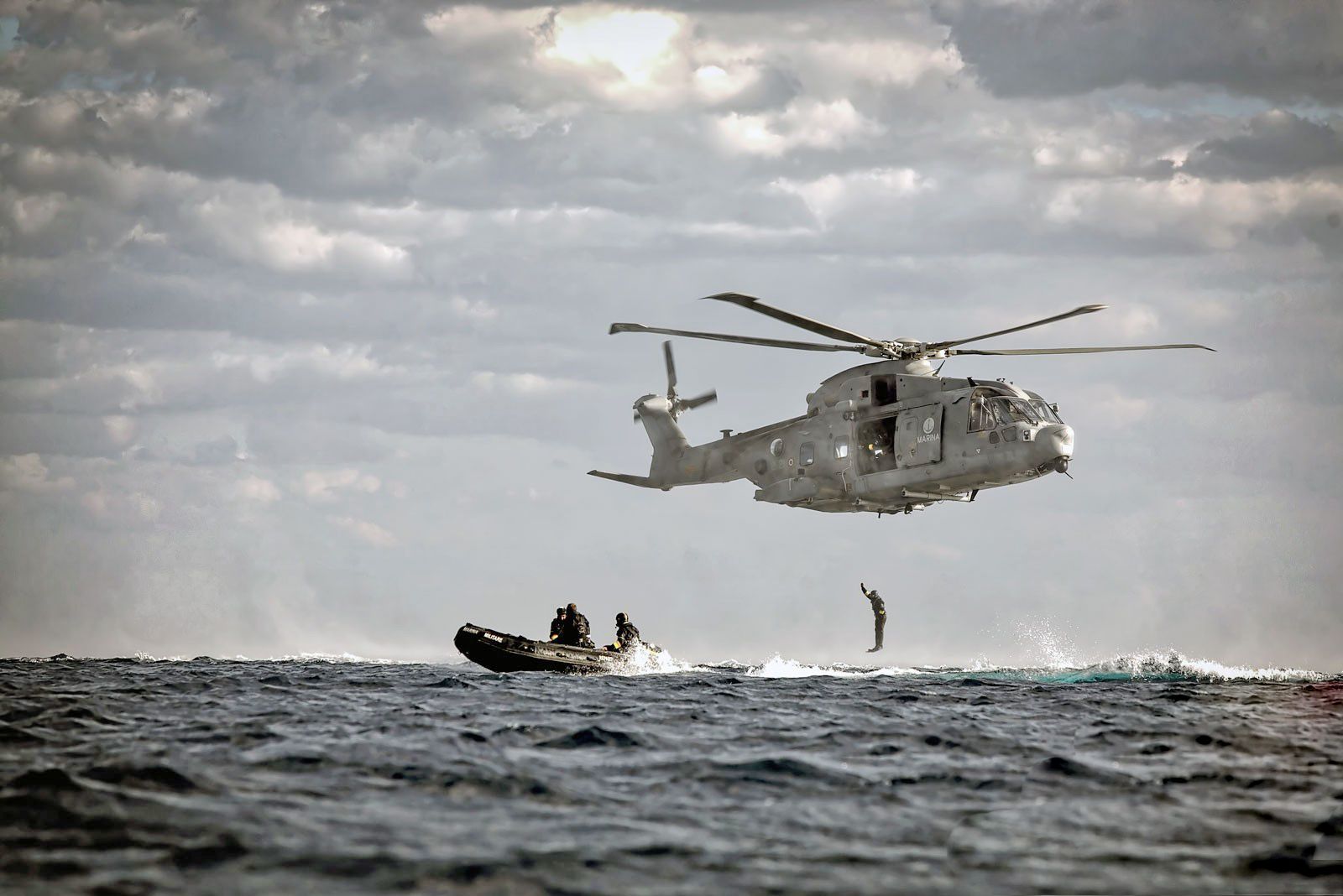 DiveSystem for Militaries and Special Forces: Italian Navy Spag in action